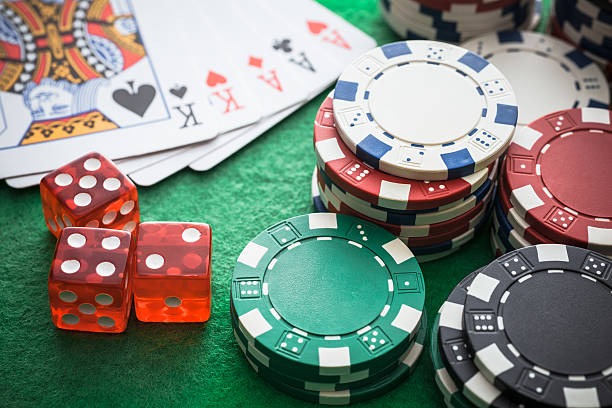 Live Speed Roulette wheel at suhuslot with dealer and multiple camera angles